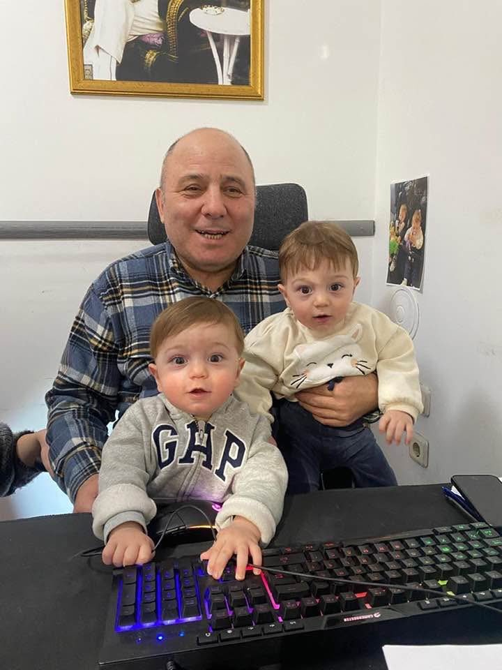 Babalar günü kutlu olsun. Ama dedeler günü niye yok?