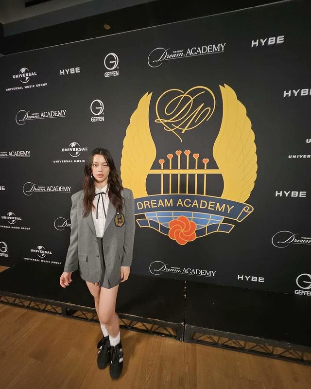 kittenvers's tweet image. oye, #𝚌anʼ𝕥君ː𝐬eeー𝑚e? espero que sí porque tengo mucho que hablar de ciertos p𝕚mpollos ladrones que se llevaron mi corazón cuando se anunció ★ #𝕥he·𝚍re𝕒m𖤓章 ! pero no le digan a mi novia que ando lokiando porque se pone tóxica, just kidding

#𝙼aia'𝚜 ໑ ۫ ִ  𝚙lāne𝕥 !