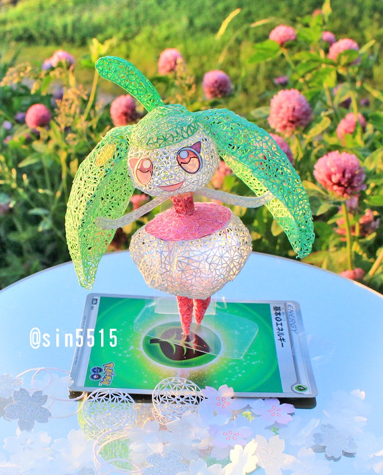 切り絵のアママイコ
作ったポケモン連れ歩くの楽しい！紙を細かく切って組立！ポケカに乗る小さいサイズ
#切り絵