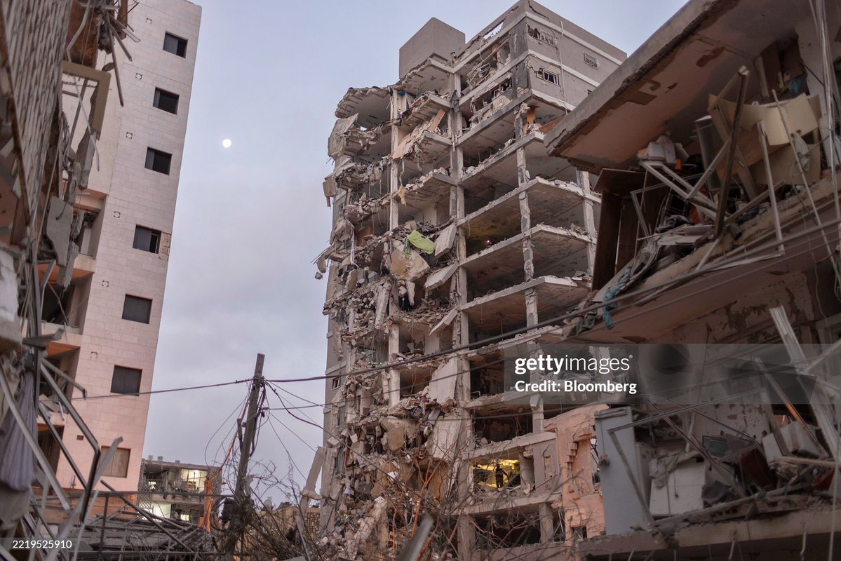 Tel Aviv'deki yıkım görüntüleri profil resmi, ekran görüntüsü ve emoji haline getirilmeli, olabildiğince yayılmalıdır. Zira bu görüntüler, bir asırlık 'İsrail'in dokunulmazlığı' mitini yıkmıştır.