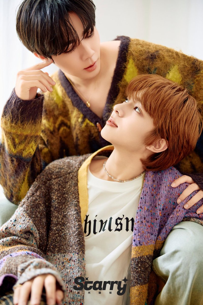 PSN_Boys_Love's tweet photo. 📸 Ensaio fotográfico da nossa Realeza #ZeeNunew para a revista chinesa #StarryMagazine.
Quem disse que realeza não faz uns bicos extra? 🤣🤣
#ZeePruk
#NuNew
#ซนซน
#TheNextPrinceEP7 https://t.co/aeZQ37i8iQ