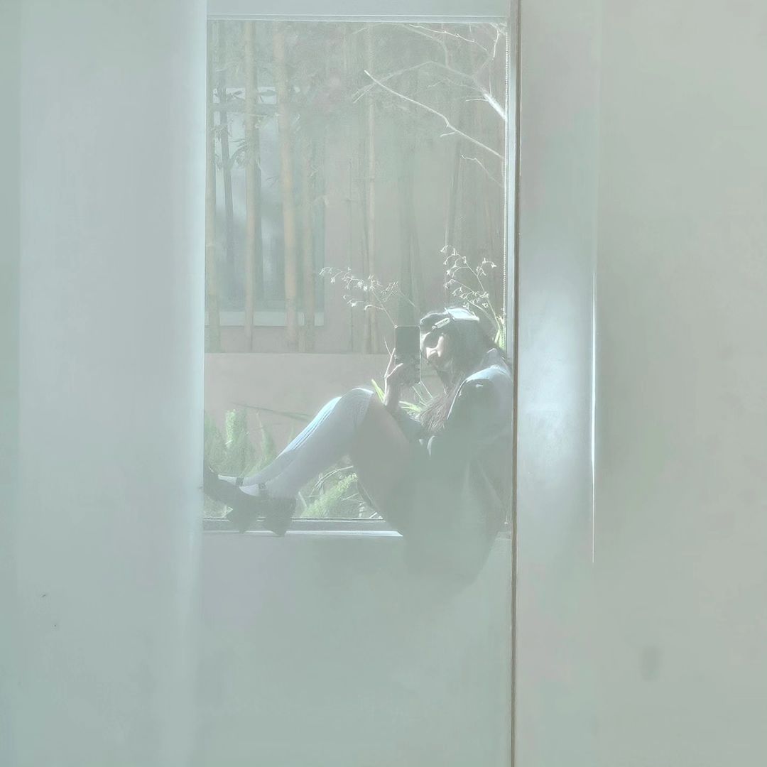 kittenvers's tweet image. un par de fotos minutos antes de caer en la demencia total por el #데뷔𝔖𝕒mʼ𝐶a͟tೕ 🛍♡! verán que odio llegar tarde a los lugares pero luego de tantas partidas de among us fue una tarea difícil, pero jamás dejaré de #𝔖h𝕚nīngː같은ᰍ𝔖un w/ them

undǝf𝕚ne͞d 🎠 ︎✺ ⊰ #ne𝐣i !