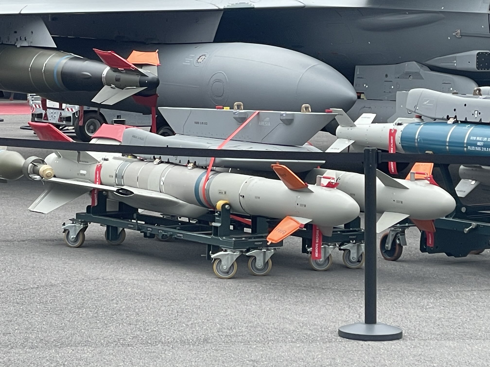 GteWDpcWkAAc7_S?format=jpg&name=large