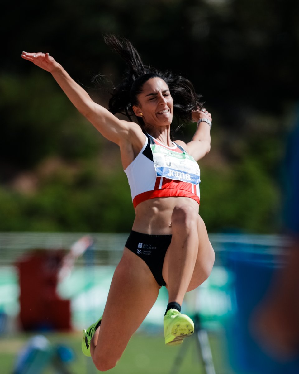 Longitud 🚺 #CEclubes #LigaIberdrola
𝗣𝗿𝗶𝗺𝗲𝗿𝗮 𝗗𝗶𝘃𝗶𝘀𝗶𝗼́𝗻 (𝗧𝗶́𝘁𝘂𝗹𝗼)

1ª Noemí Sempere <a href="/RiaFerrol/">Atletismo Ría Ferrol</a> 6.27 m

👉 a sólo un cm de su marca personal

📊 bit.ly/3ZrlUAR
📺 <a href="/LaLigaPlus/">LALIGA+</a>