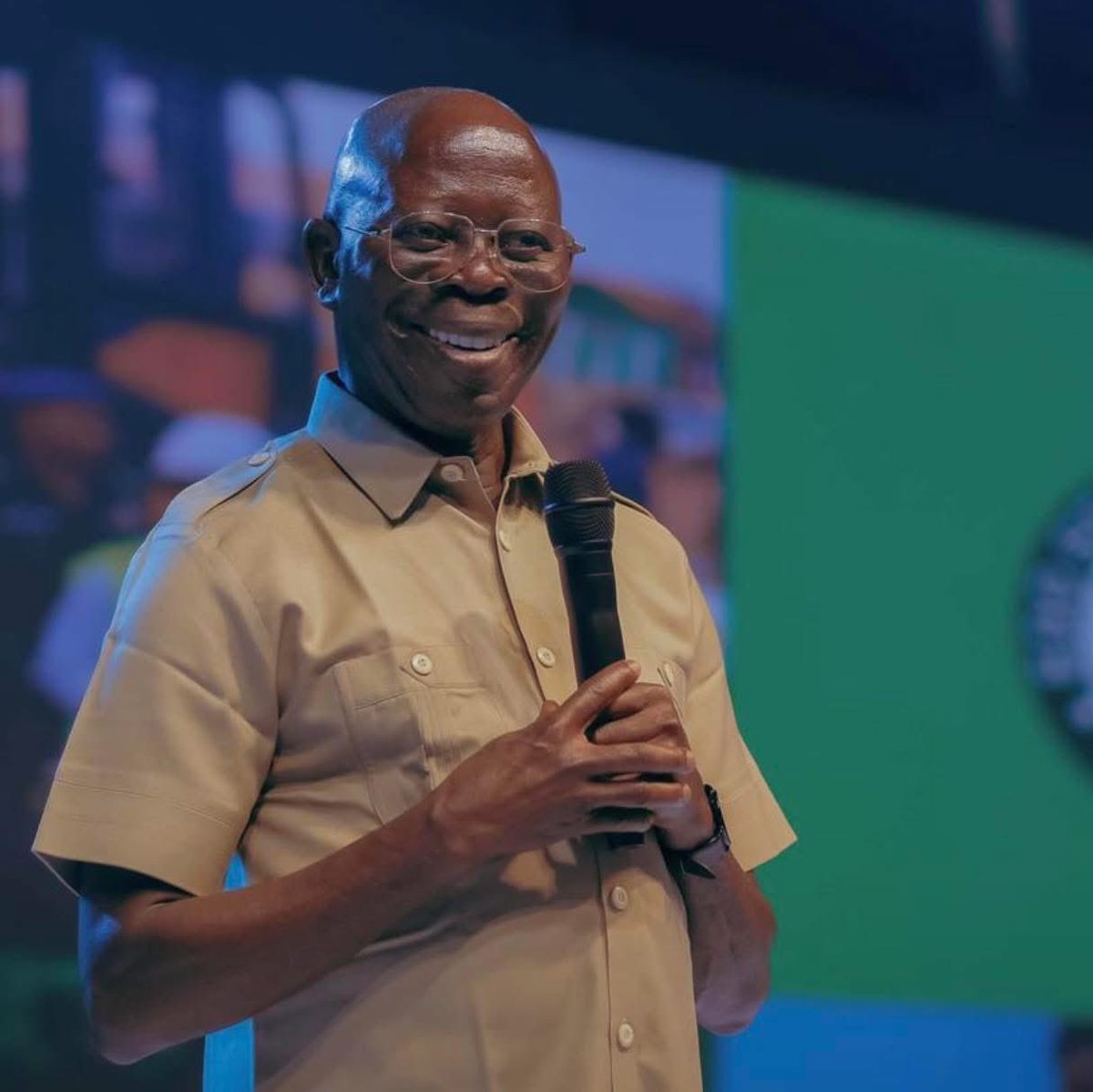 Happy Father’s Day to all the incredible fathers and father figures across Nigeria.
Your strength, sacrifice, and unshakable love continue to shape homes, communities, and the nation.
Today, we celebrate you.
God bless our fathers. 🇳🇬 #FathersDay