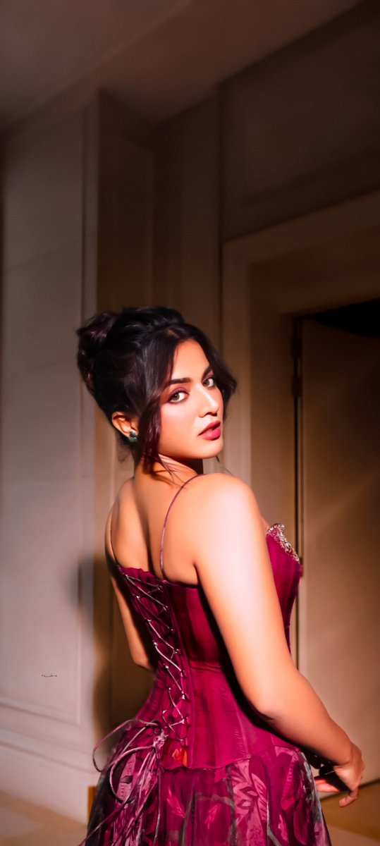 Yummy 🍑
#WamiqaGabbi