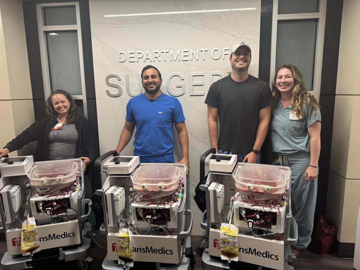 Busy weekend at <a href="/UABSurgery/">UAB Surgery</a> with liver transplants! 

<a href="/seacm/">Sergio Acuna, MD, PhD</a> <a href="/UABNews/">UAB</a> <a href="/uabmedicine/">UAB Medicine</a> <a href="/Transmedics/">TransMedics</a>