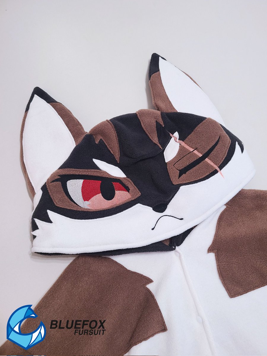 bluefox_kr's tweet image. Furjama Kai
#bluefox #fursuit
