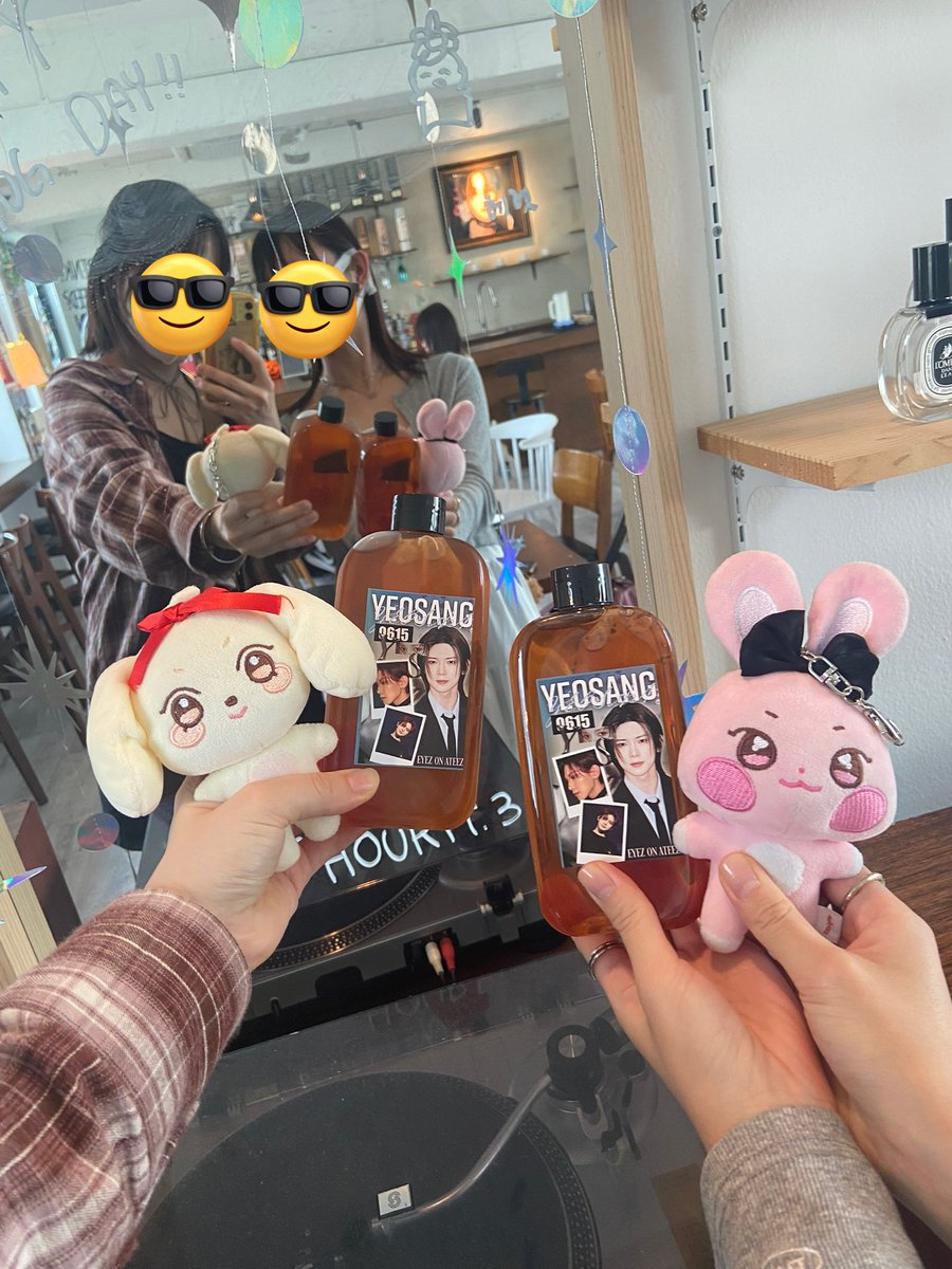 happy YEOSANG day🎂🤍

かわいいかわいいドーベルマンお誕生日おめでとう🎈
センイルカフェめっちゃ可愛かった〜♡

#헤헷선비탄신일축하드리옵니다
#HappyBirthday_Hehet_Seonbi
#여상 #YEOSANG #ヨサン #ATEEZ