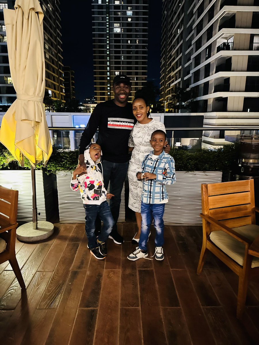 Being a father is a life-changing experience filled with joy, personal growth and challenges. The inexplicable rewarding experience is among the best priviledge one can live through. A happy father’s day to all fathers!
#formnikujituma