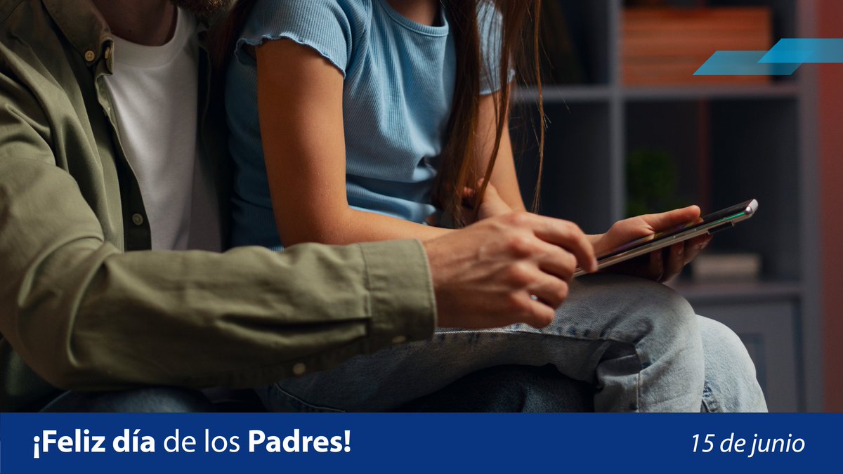 A los primeros amores de la niñas ❤️ y los héroes de los niños 🦸‍♂️. 

Feliz día 🥳🍻 a todos padres 🎉💙.