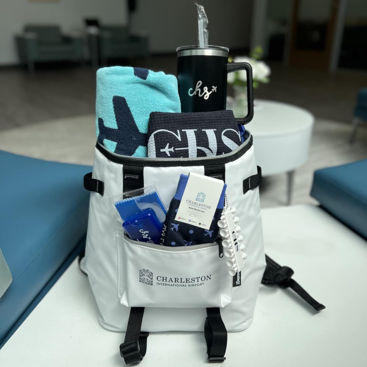Happy Father’s Day to the dads who:
✅ Show up 3 hours early
✅ Track the flight 5 days out
✅ Say “we’ve got time” and still sprint to the gate

We wouldn’t want to travel without ya. 🫡

🎉 To celebrate, we’re giving away a Father’s Day gift bag! Head over to our Facebook page