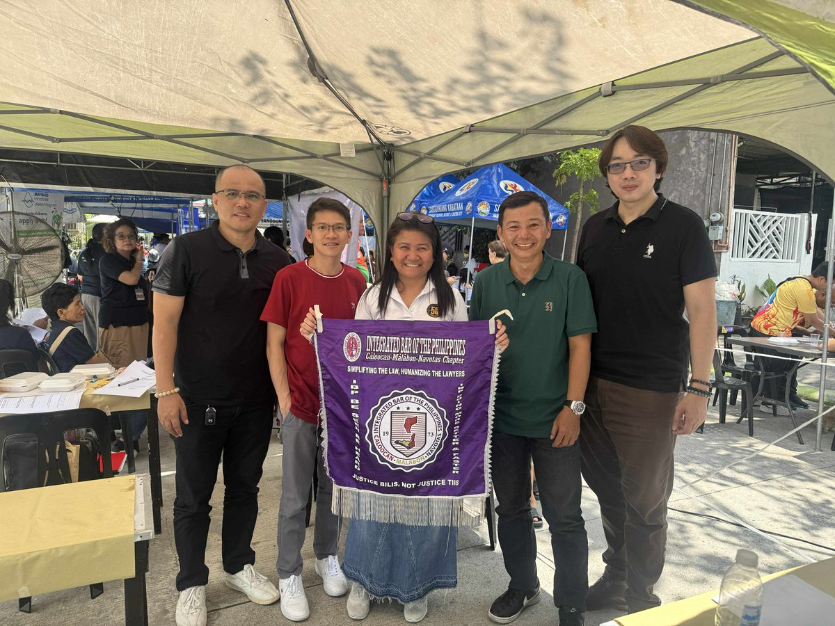 "Justice cannot be for one side alone, but must be for both." 

– Eleanor Roosevelt ⚖️

Grateful and blessed for the opportunity to serve our countrymen during the iBP CalMaNa Serbisyo Caravan at GSIS Hills Subdivision, Brgy. 164, Brgy. Talipapa, Caloocan City.