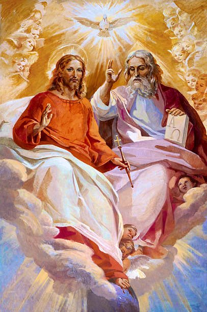 ettaina2's tweet image. Today is Holy Trinity Sunday - the three persons in one God! Their existence is beyond imagination 🙏✝️

Happy Holy Trinity Sunday 💐💖 
#holytrinitysunday
