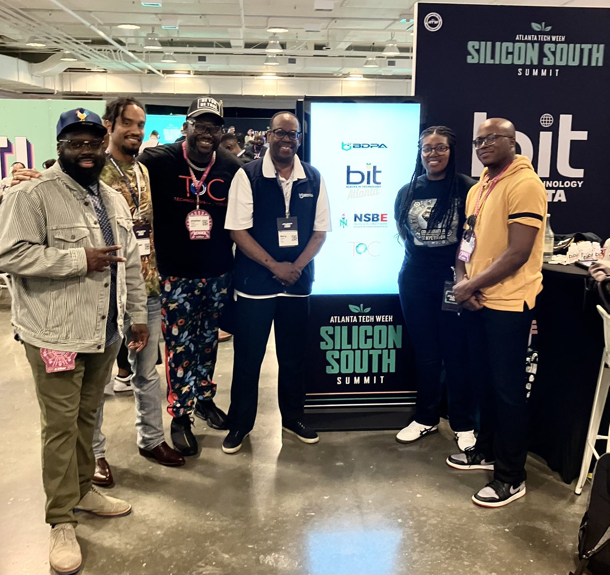 bdpatoday's tweet photo. @verycourtcoded @shashiwhocodes @axel_webdev @MaiVangSWE @jennifer_tieu @choir241 @FrancescoCiull4 #RenderATL2025 • What a great event!
@BDPA, @blkintechnology, @NSBE and @techsofcolor look forward to sharing more with young professionals of #BDPA #HSCC coding finalists as the passion returns to #Atlanta during #BDPACON25 August 13-16, 2025 followed by #BITCON in October! https://t.co/Y9ZVUgZ6Ja