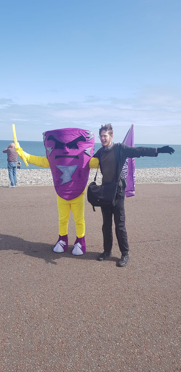 HurricanesRLFC's tweet image. 🌀 | @GusTFanclub has been out and about spreading the good word of rugby league along the North Wales coast this weekend!

👀 | Catch a glimpse of everyone's favourite mascot at Stadiwm CSM this afternoon. 

#DARETODREAM