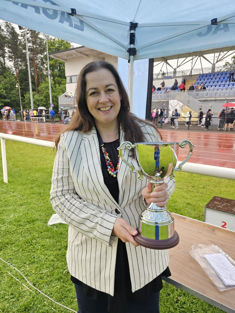 Gillian Thompson tweet media