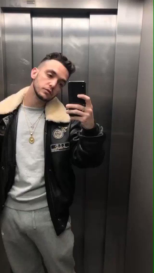 TanganaF's tweet photo. Intentémoslo otra vez, porfa, papi, aunque no dure
No quiero buscarte en otras ni tener que comprar Durex https://t.co/vdlrd5D0eu