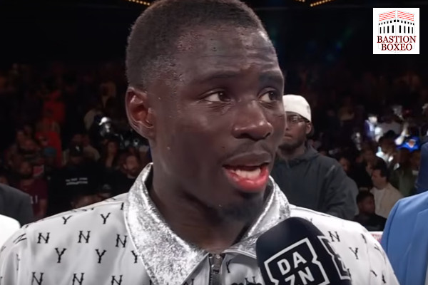 Hitchins retuvo su cinturón mundial ante Kambosos:
bastionboxeo.com/2025/06/15/hit…

#Boxeo #box #Deportes #deporte #Noticias #HitchinsKambososJr #resultados #FelizDomingo