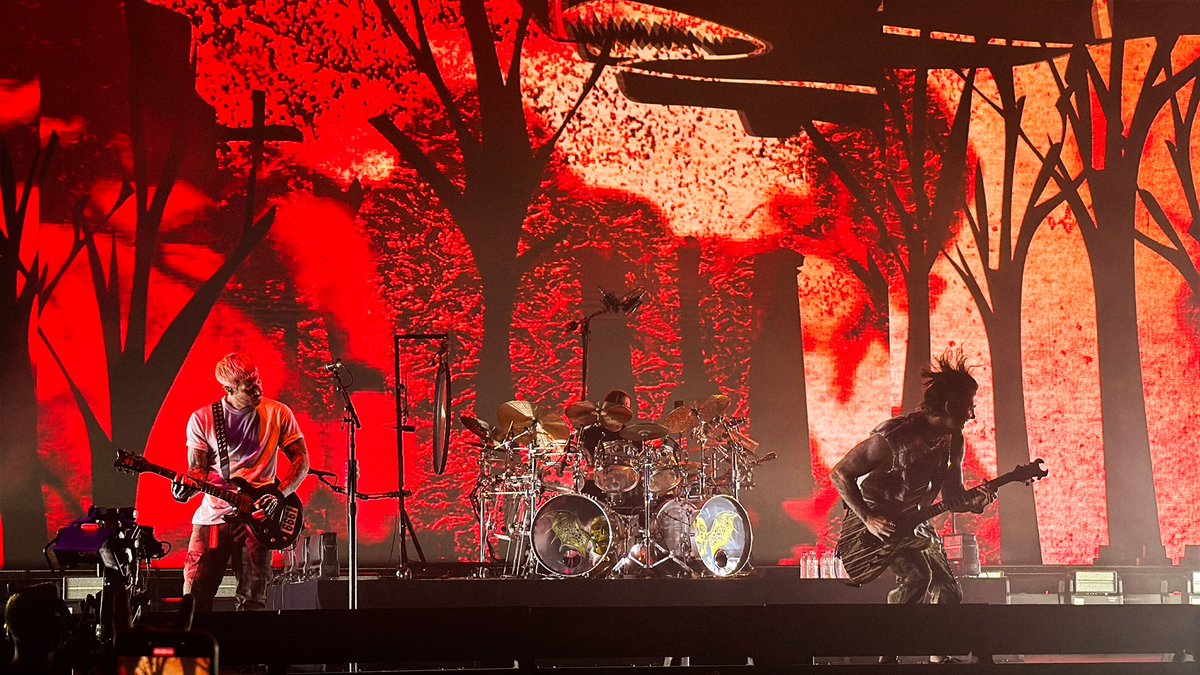 itsorcun's tweet photo. avenged sevenfold
june 4th, 2025 https://t.co/5l7BgDa9K0