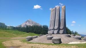 Ekainaren 21ean, Arabako Biraren 27. etapa antolatu du. Ibilaldia Urkiolan hasiko da eta Arrasateko auzoa den Gesalibarren amaituko da. 

Xehetasunak web orrian:
urdaburu.eus/event/arabako-…