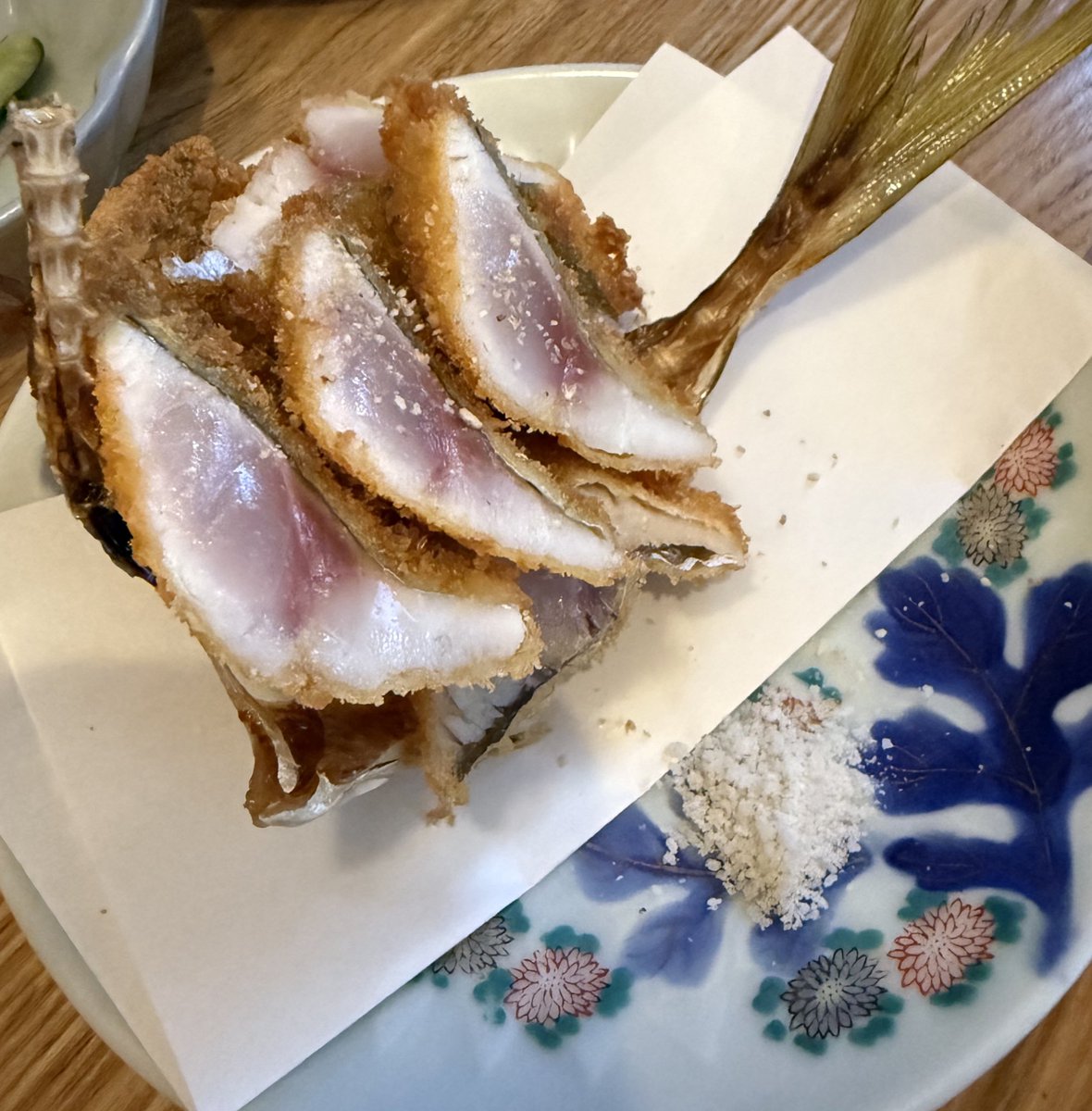 アジフライ最っ高でした！！

絶対にまた来るぅ🥹

さてさて
気になるというお声もいただいたので
ずんだシェイク片手に準備していきますね💪✨