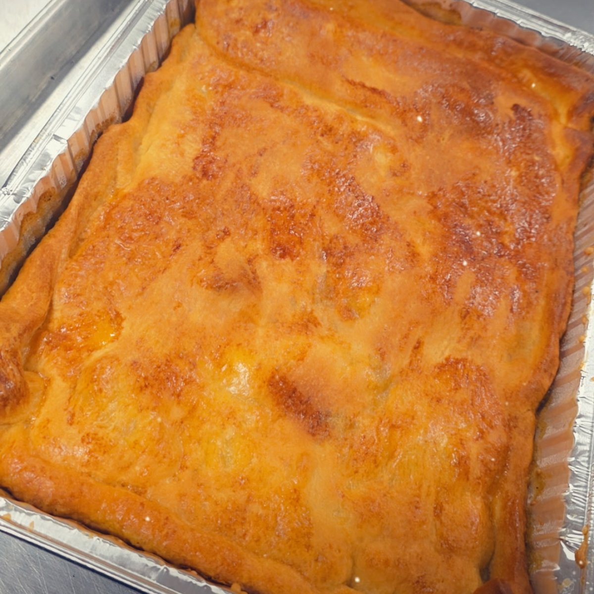 MonkeyMorning's tweet photo. Happy Father’s Day from Monkey Morning Café!

Today we’re celebrating all the dads who keep life strong &amp; steady.

🥧 Beef Pot Pie w/ Garlic Toast is on—while it lasts!

Come grab a hearty meal and let us do the cooking.

#FathersDay #MonkeyMorningCafe #BeefPotPie #DaytonaBeach https://t.co/CLJdIA4nK7