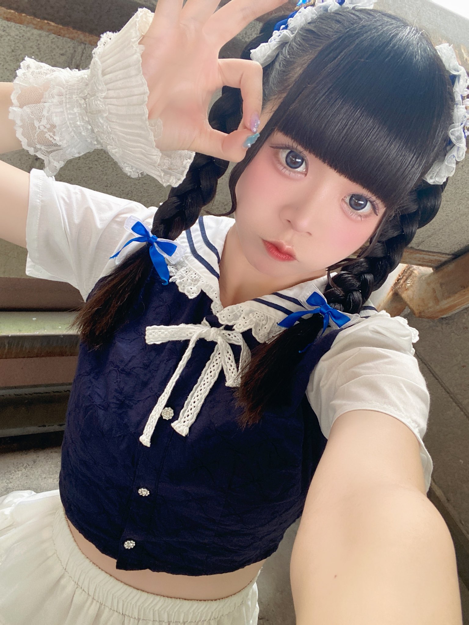 花と鳥の装飾が美しいタンス〔4/25以降の発送となります〕 Apinkチュ～♡DANCEバトル10【エントリーNo.3】どんだけ回るの