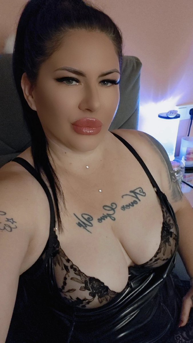 Schönen Sonntag😈🖤