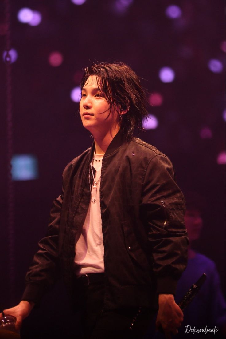 mygitangerine's tweet photo. YOONGI'S STAN, WERE SURVIVED 99%, 1% SHUD BE NOTHING!
JUST 1% LEFT! 😭 😭😭
#YoongiNeverWalksAlone #BesideSUGA
#SUGA #슈가 #シュガ #AgustD https://t.co/Rwon1EFjp9