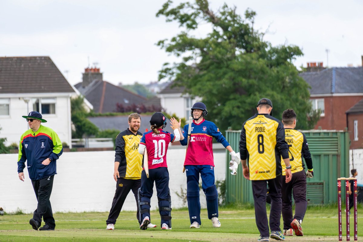 📸 A few shots from yesterday’s tense 1st XI win at home against Maesteg Celtic CC!

A low-scoring thriller at Stradey Park, with some top bowling performances and a calm finish under pressure from Lewis Owen and Claire Nicholas to see us over the line 💪