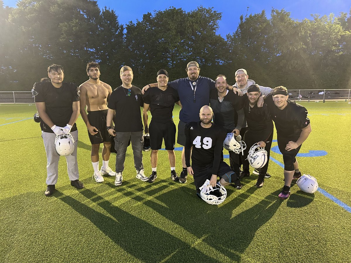 CoachCodyMartin's tweet image. Awesome experience getting coach and visit Germany! Truly an unforgettable experience 🇩🇪