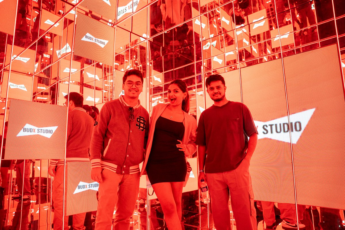 NBAIndia's tweet image. YOU showed up and showed out! 💥

Feel the energy from the fans who made the first-ever #BUDXNBAHouse in India truly electric ⚡

#NBAHouse #NBAIndia #Budweiser #BudweiserIndia #BudX #YoursToTake #DistrictbyZomato #Lifeinyourdistrict | @BudweiserIndia