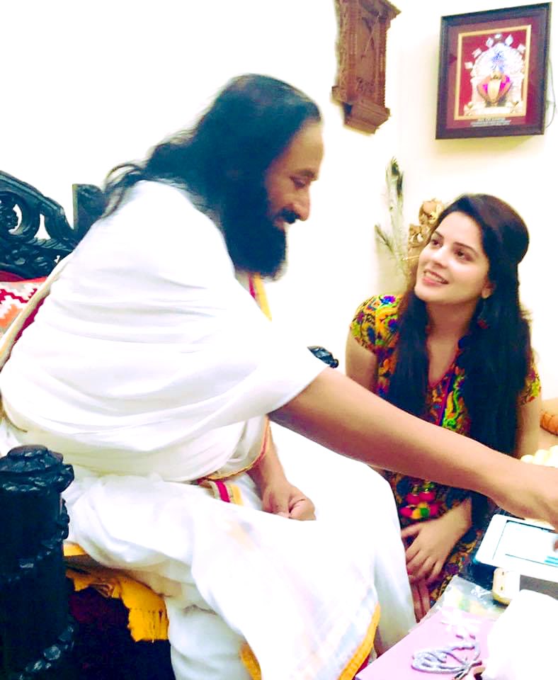 Shruti Gera (@shrutigera) on Twitter photo Happy Father's Day Dearest <a href="/Gurudev/">Gurudev Sri Sri Ravi Shankar</a> 💕 Thankyou for chosing me , bringing me home and filling my life with love , warmth joy and safety. Thankyou for uniting me with my family of millions . You're the best and i am the luckiest ! Love and gratitude ❤️🙏 #HappyFathersDay2025 Happy Father's Day Dearest <a href="/Gurudev/">Gurudev Sri Sri Ravi Shankar</a> 💕 Thankyou for chosing me , bringing me home and filling my life with love , warmth joy and safety. Thankyou for uniting me with my family of millions . You're the best and i am the luckiest ! Love and gratitude ❤️🙏 #HappyFathersDay2025