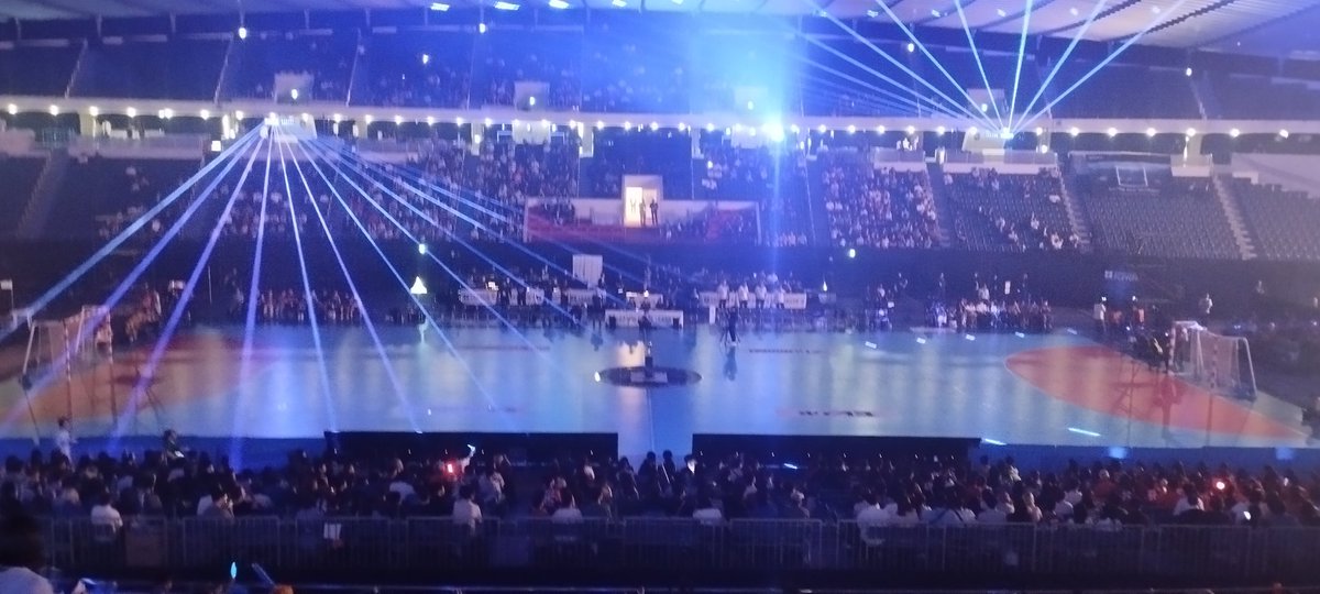 Disfrutando de la Final de la Liga H Japonesa de balonmano en el #YoyoguiStadium que tan buenos recuerdos nos trae al #balonmano español. Enhorabuena al campeón <a href="/bluefalcon_PR/">豊田合成ブルーファルコン名古屋【公式】/ TOYODA GOSEI Blue Falcon</a>