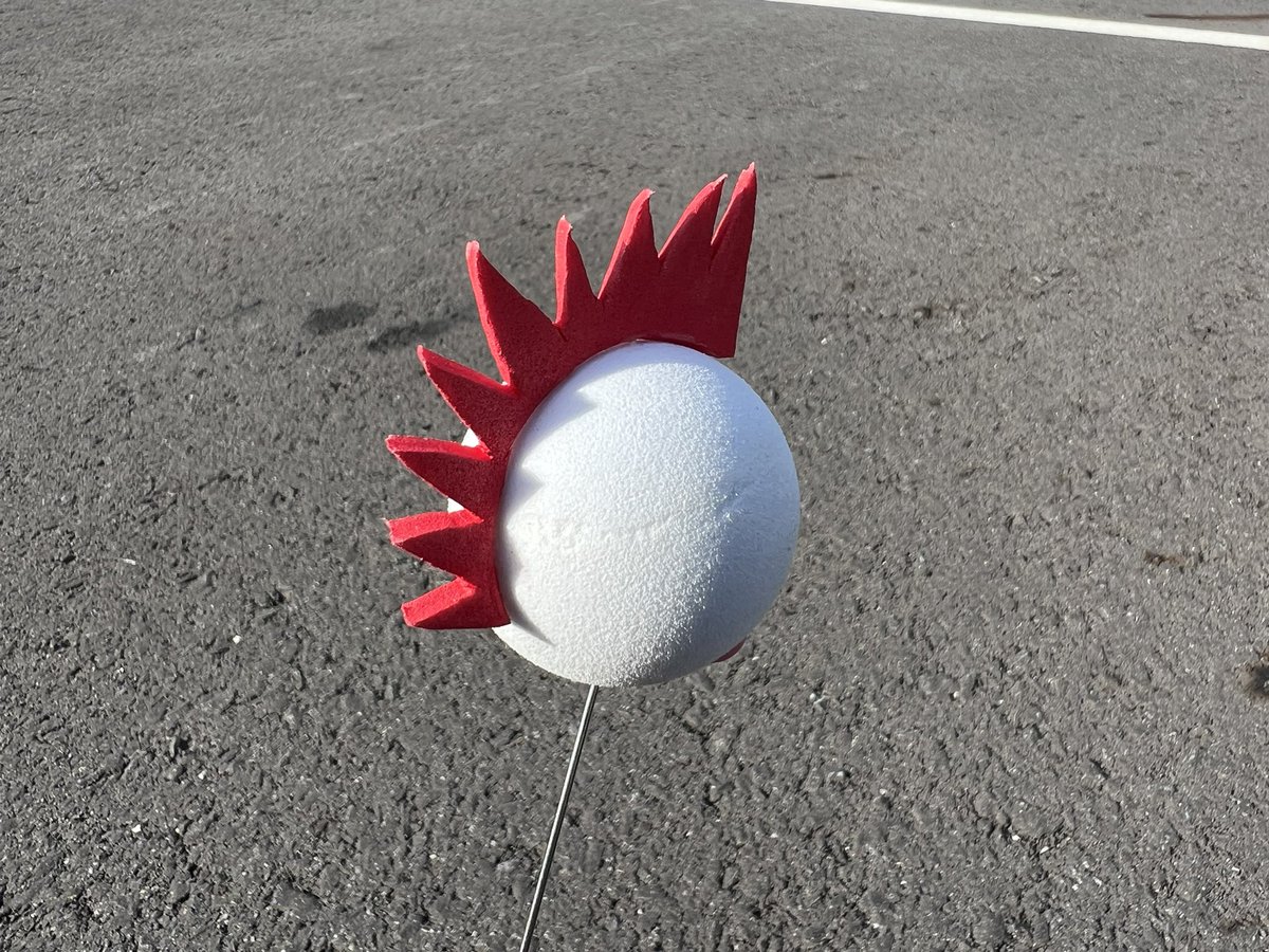 arrow_193's tweet photo. jackのアンテナトッパー
スポンジ切って貼っつけてモヒカンにした🐓
PUNK仕様🔥 https://t.co/AAEg3zJQnO
