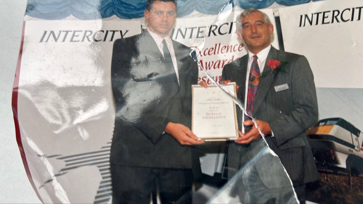 Chris Green OBE a brilliant leader who instilled the principles of how you lead teams into my world 👍