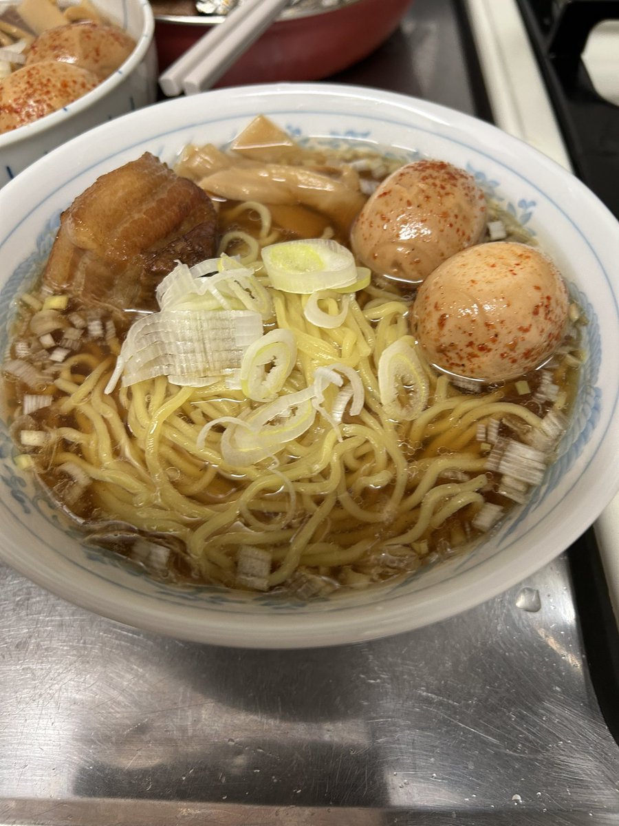 こしあん tweet media