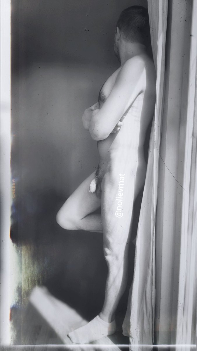 Nolievrnat's tweet photo. Did you know?
Indoor #naturism is great for mental and physical wellness. π±
It allows you to connect with your true self while embracing the comfort of your own home. π‘
#NaturistLifestyle #MindfulLiving #NaturalIsBeautiful #HomeNaturism #bodypositivity #BareAtHome https://t.co/p4hIWs3avs