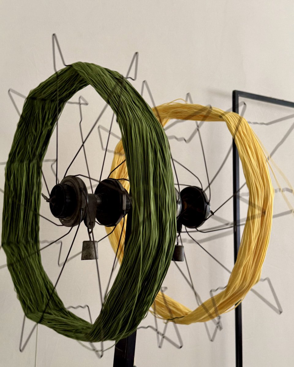 PressGreekEmbas's tweet photo. 🧵#mariasigma #katerinanakou #alexandrabissa  #weaving #loom #handwoven #textileart
#fiberartist #sustainabletextiles  #art #heritage #tradition #textiles
#naturaltextiles #artisanweaving 🪡 https://t.co/5b9XRIX5HM