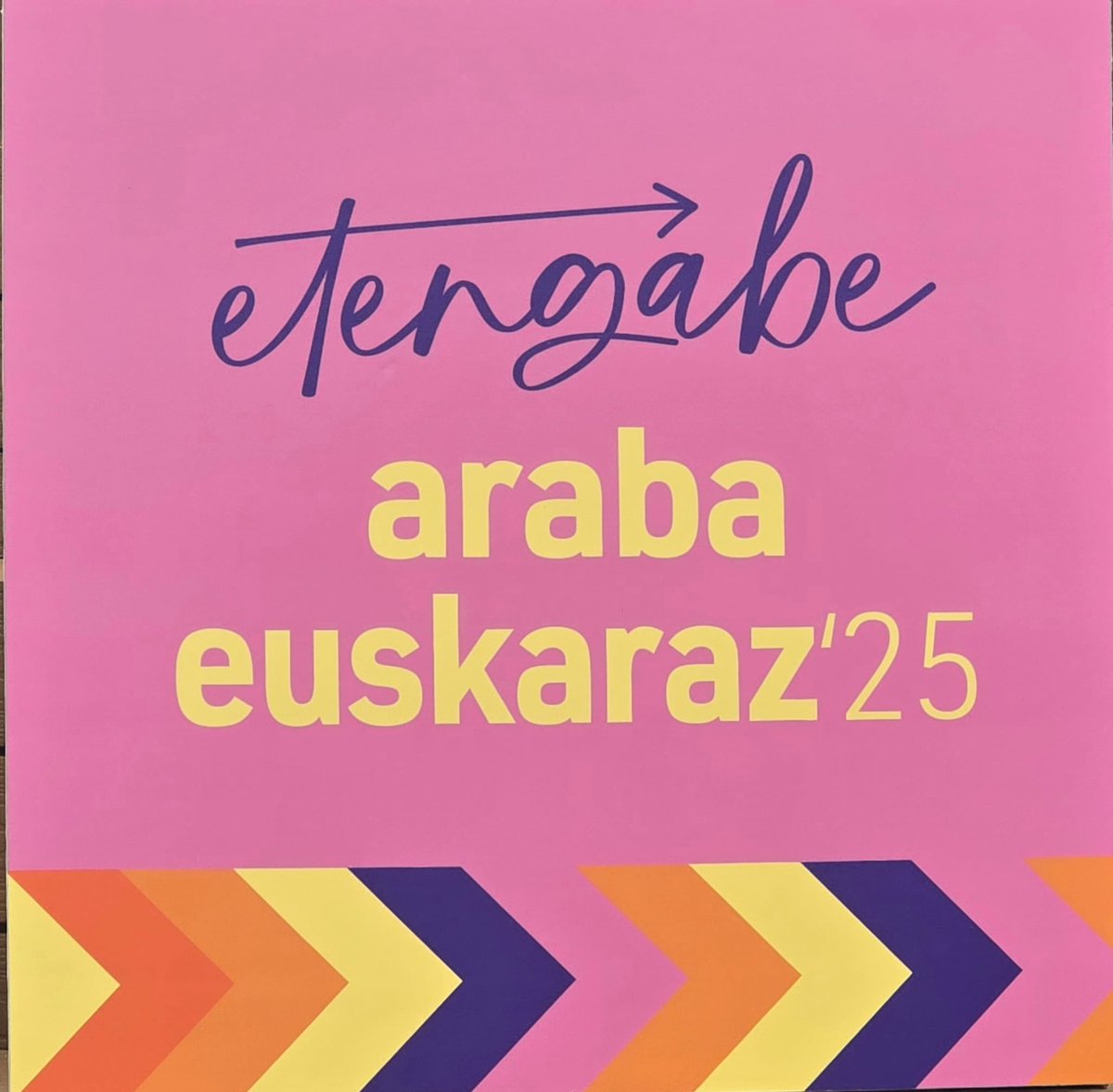 Nerea Martinez Cerrillo (@nerealaudio) on Twitter photo Euskararen hedapena etengabea da gure herrialdean. Araba gero eta euskaldunagoa da. Hizkuntza eta Hezkuntza elkarrekin prozesu honetan. Gaur <a href="/arabaeuskaraz/">Araba Euskaraz</a> ospatu dugu Gasteizen. Bastidak Amurriori pasa dio lekukoa. Euskararen hedapena etengabea da gure herrialdean. Araba gero eta euskaldunagoa da. Hizkuntza eta Hezkuntza elkarrekin prozesu honetan. Gaur <a href="/arabaeuskaraz/">Araba Euskaraz</a> ospatu dugu Gasteizen. Bastidak Amurriori pasa dio lekukoa.
