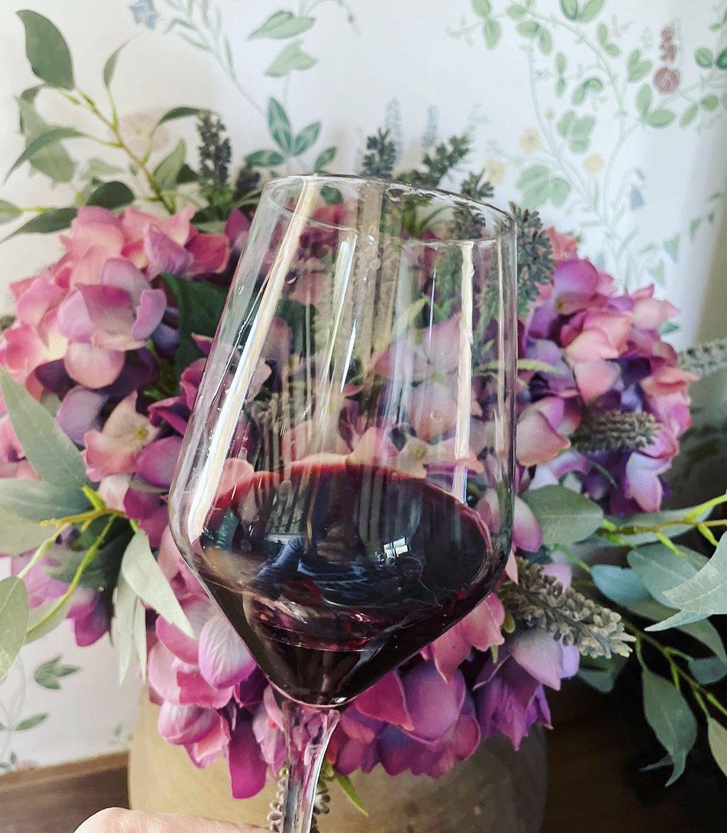 cestashop_'s tweet photo. Último domingo de #primavera y las temperaturas nos recuerdan que el #erano está al caer ya.
¿Le decimos adiós con un brindis?
https://t.co/vuz3gVWVI5
#FelizDomingo #Winelover #Vino #Wine #TuBodegaEnCasa https://t.co/i51YATQmLh