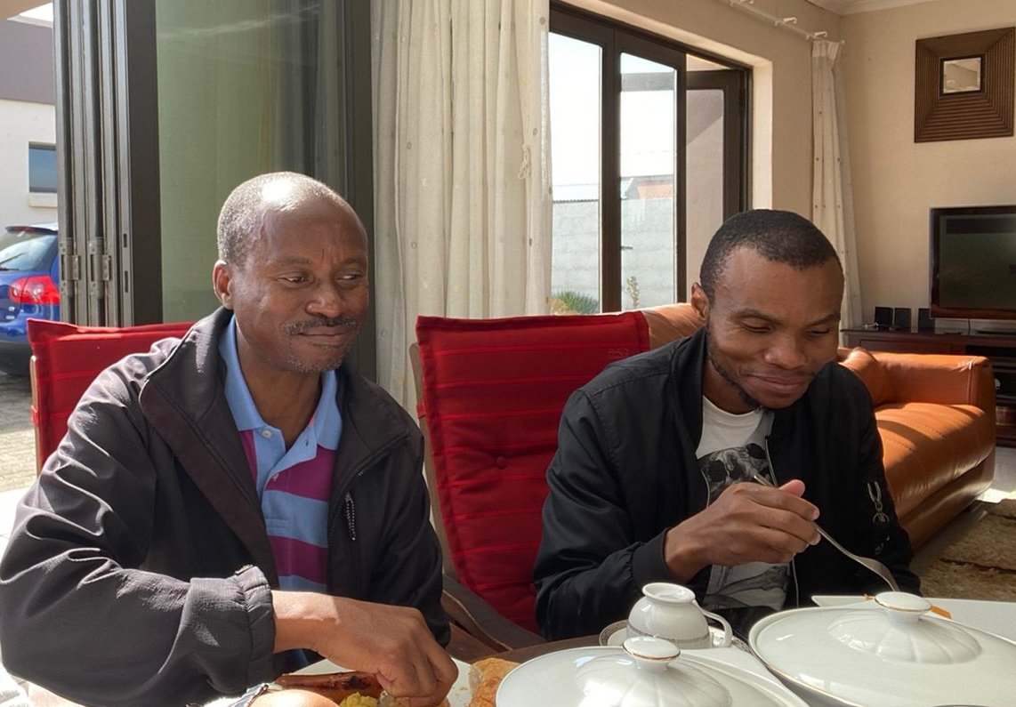 Tjamza's tweet photo. @_Hybreed_ My dad and I... We are both father's... https://t.co/Z5GALfKYIW