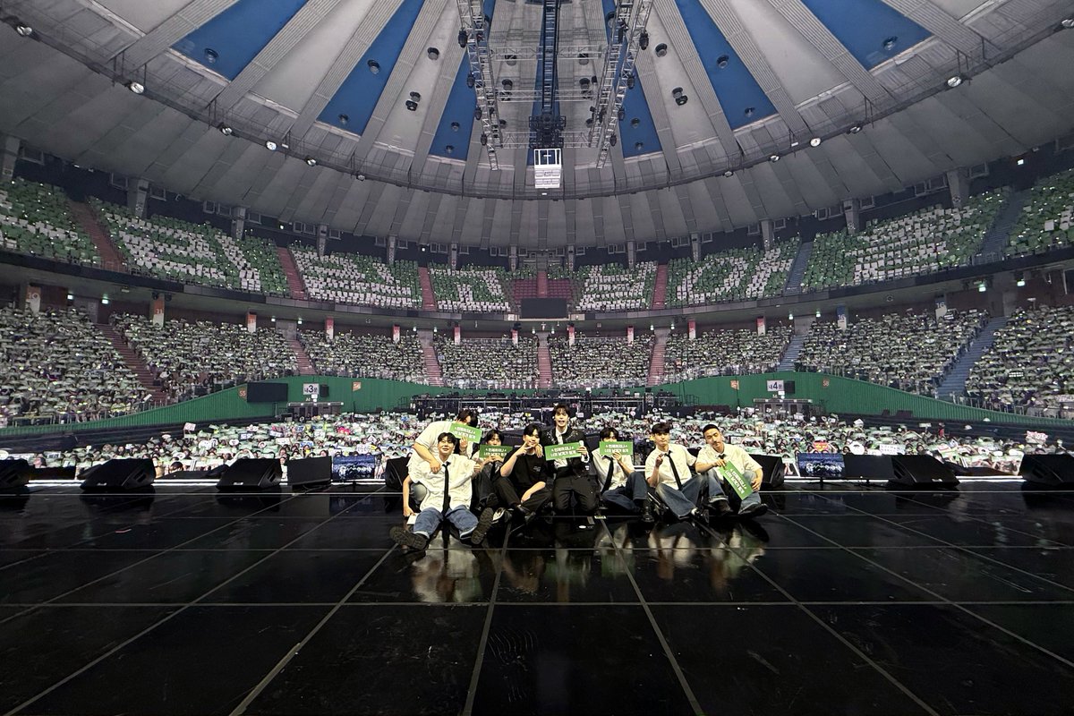 2025 DOYOUNG CONCERT [ Doors ] with NCTzens💚 DAY3

#DOYOUNG #도영 #도어스
#Doors #DOYOUNG_Doors 
#NCT #NCT127