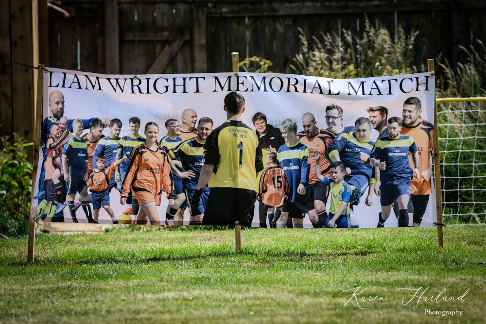 Wardy5994's tweet image. Yesterday we held the annual charity day in memory of a late friend, Liam Wright. 

Liam passed away in 2016 after a battle with a rare bone cancer, Osteosarcoma. Since 2016 we have held an event in his name. 

Yesterday we raised just over £5200 taking the total to £23,065.