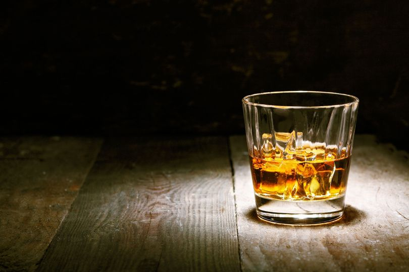BarssFreddie's tweet photo. A wee dram for those not here on Father's day .🙏 https://t.co/RMc12kkOqE
