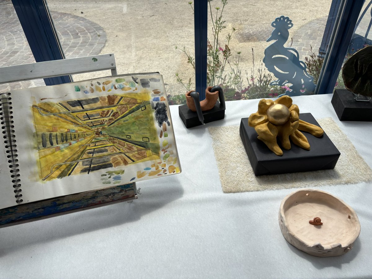 Fabien Aufrechter (@fabien_au) on Twitter photo Entre art et lumière : toujours un plaisir de visiter l’exposition de Bénédicte Charpentier et de ses élèves à l’espace Rimbaud de <a href="/VilledeVerneuil/">Ville de Verneuil 78</a> 🎨 Entre art et lumière : toujours un plaisir de visiter l’exposition de Bénédicte Charpentier et de ses élèves à l’espace Rimbaud de <a href="/VilledeVerneuil/">Ville de Verneuil 78</a> 🎨