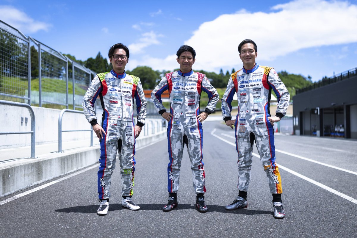 GR86/BRZ Cup第3戦菅生。アクシデントもなく全車完走👍今大会もテントの周りに沢山のファンの方々に応援に来て頂きました📣沢山の応援ありがとうございました！次戦は7月12-13日に十勝スピードウェイで開催されます。
#千葉スバルレーシング
#東京スバルレーシング
#栃木スバルレーシング
#TeamTakuty