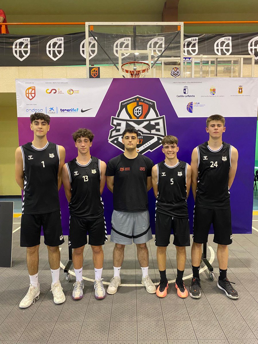 A las 13:40 nuestro U17 jugará la final del Campeonato de España 3X3 ante Mataró

Síguelo aquí twitch.tv/baloncestoesp
