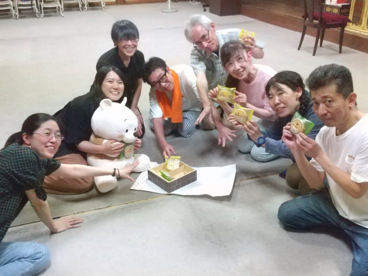 只今 ７月の本巣市民文化センターと七郷公民館での2公演に向けて　客演さんも加わって朗読劇の稽古に奮闘中です❗️